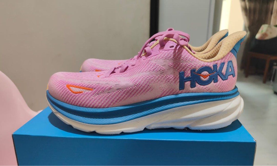 Hoka clifton wide on sale womens