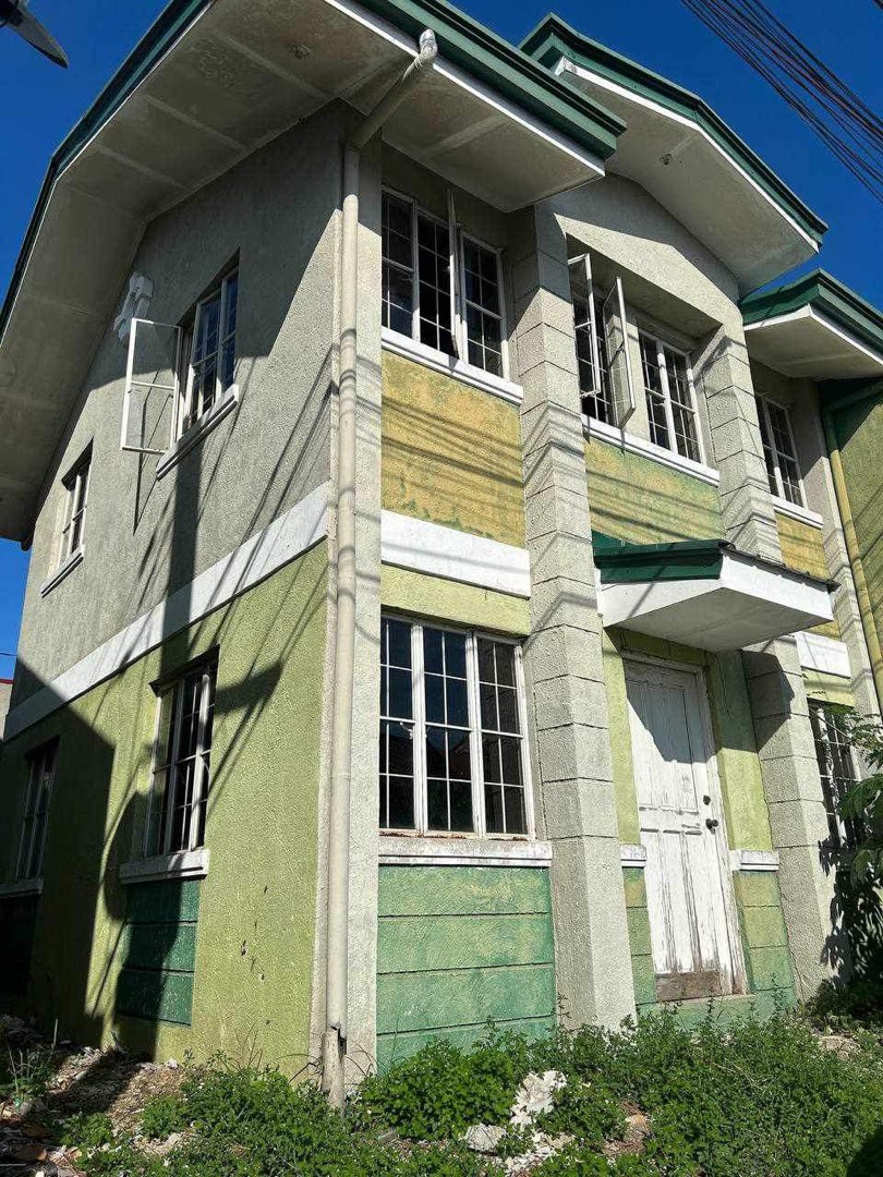 House & Lot! San Pedro Laguna, Property, For Sale, House & Lot on Carousell