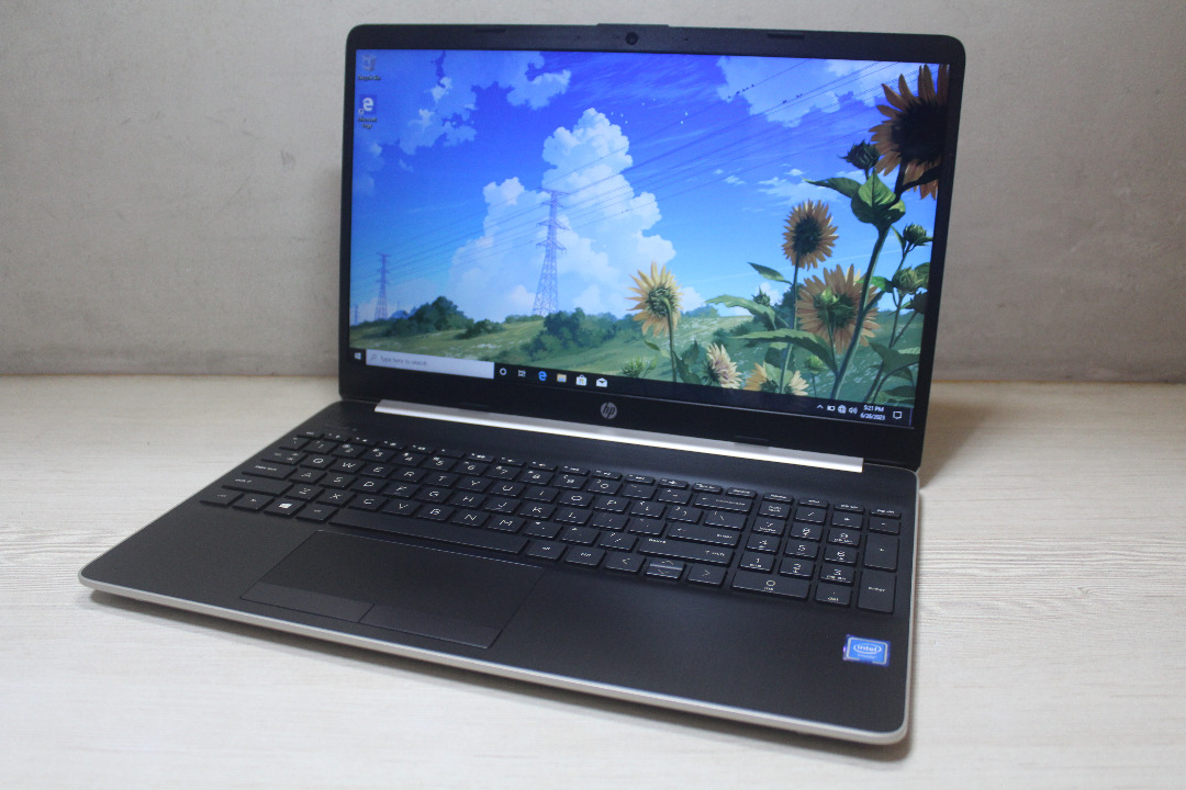 Hp Laptop 15s 15inch Ram 4gb hdd 500gb window 10 numpad Laptop