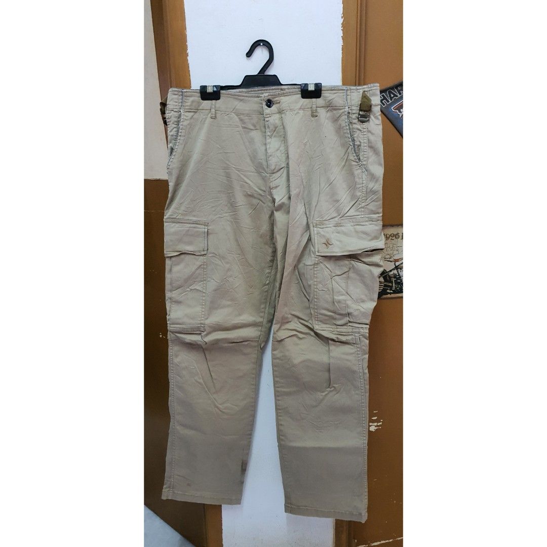 Hurley Cargopants Men s Fashion Bottoms Trousers on Carousell