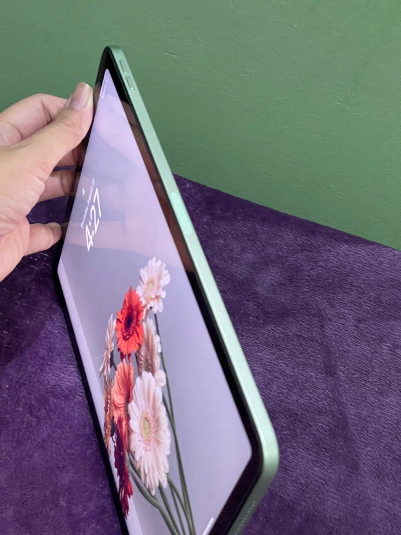 Ipad Air 4th Gen 64gb (Green) on Carousell