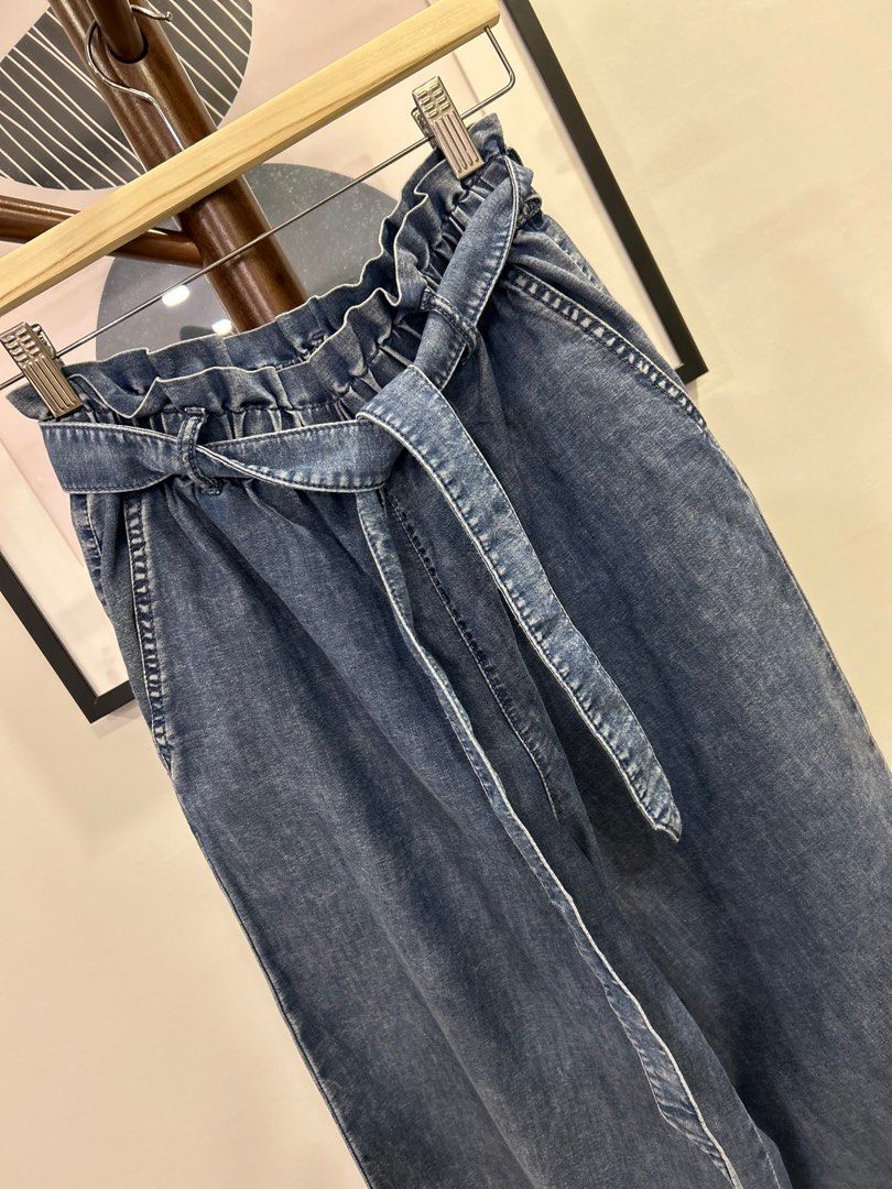 Girlfriend hot sale jeans brand