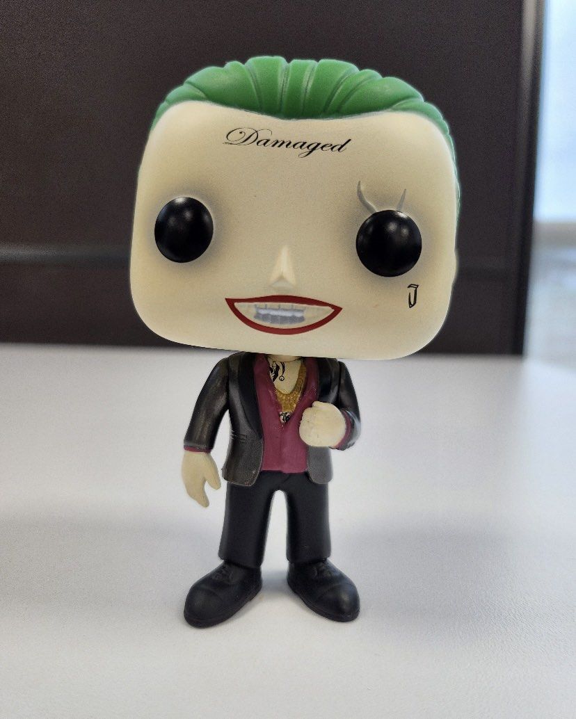 Funko pop deals joker harley quinn