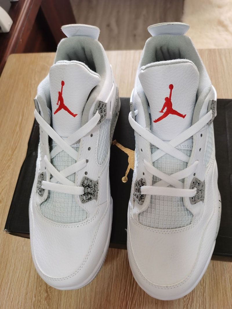 jordans in size 4