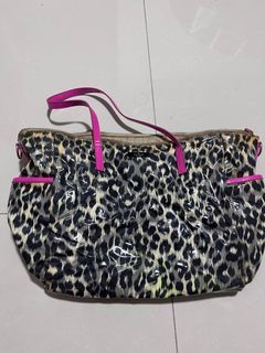 kate spade tote bag, Women's Fashion, Bags & Wallets, Shoulder Bags on  Carousell