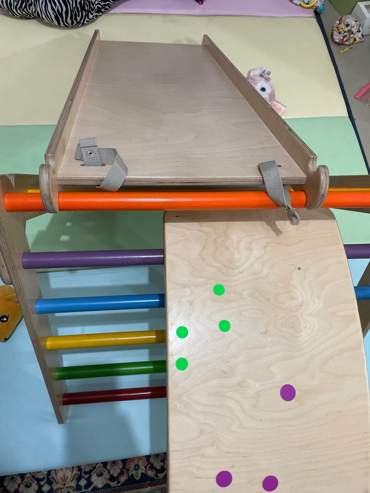 Katehaa Pikler triangle +Slide +Balance board, 興趣及遊戲, 玩具 & 遊戲類 Carousell