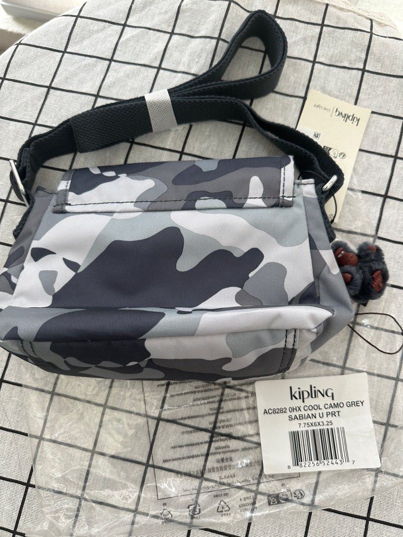 Kipling ac8282 top