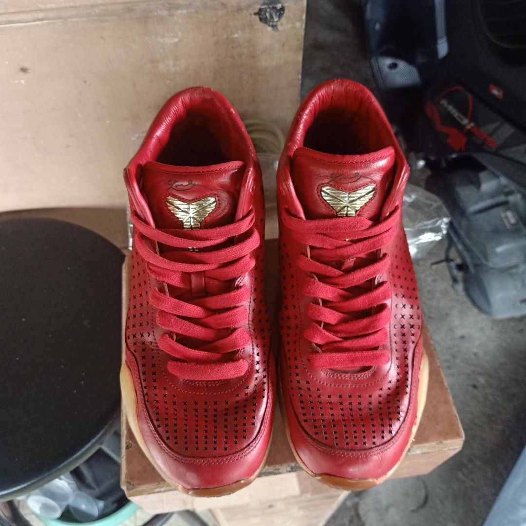 Kobe on sale 10 ext