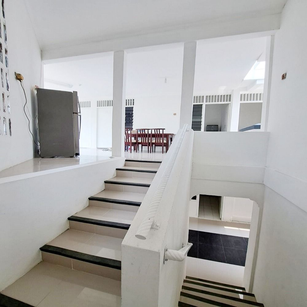 kost_putri_samping_universitas_1693456443_a3f7e095_progressive