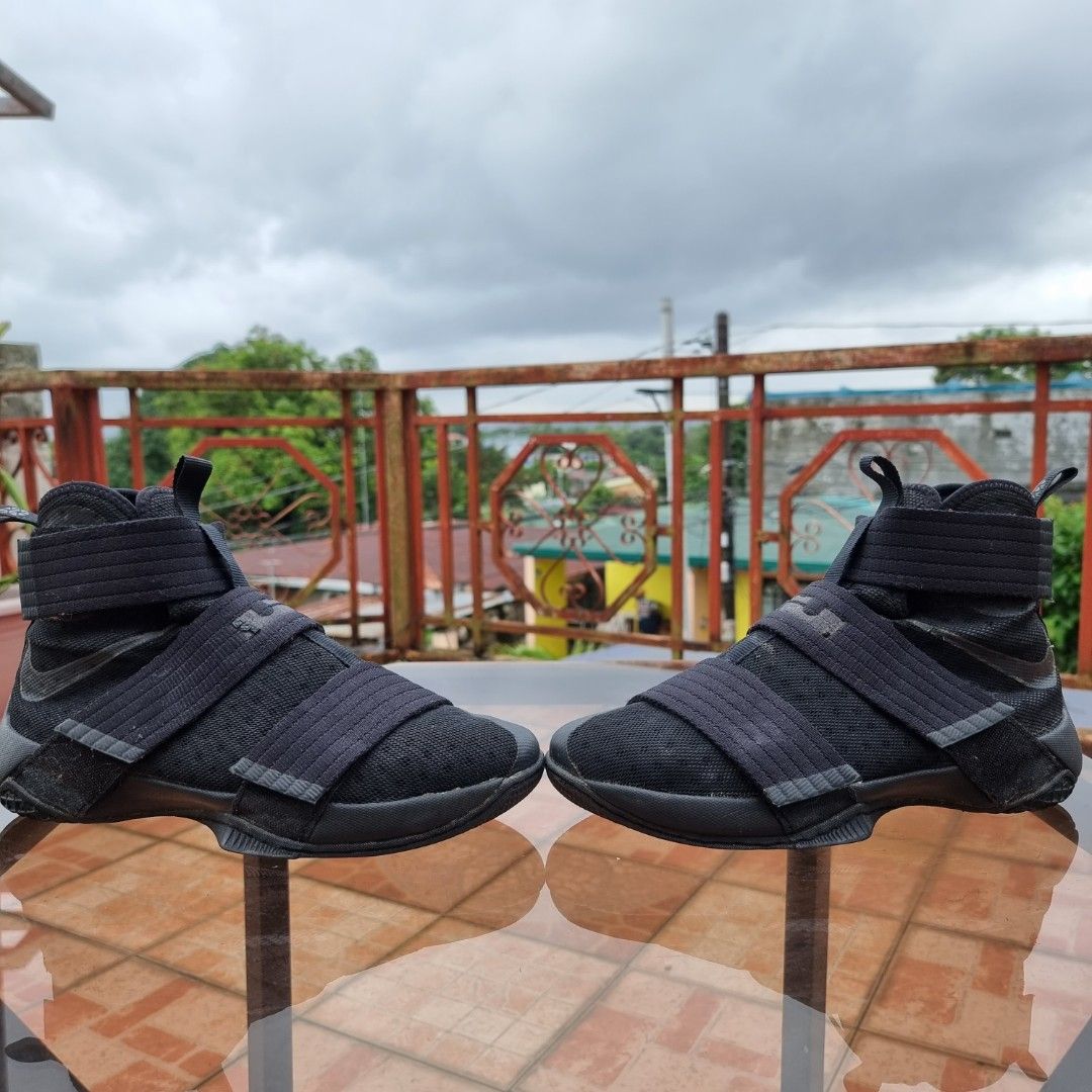 All black lebron 10 discount