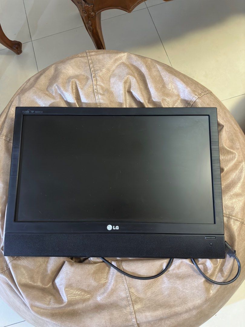 LG TV 24 inches on Carousell