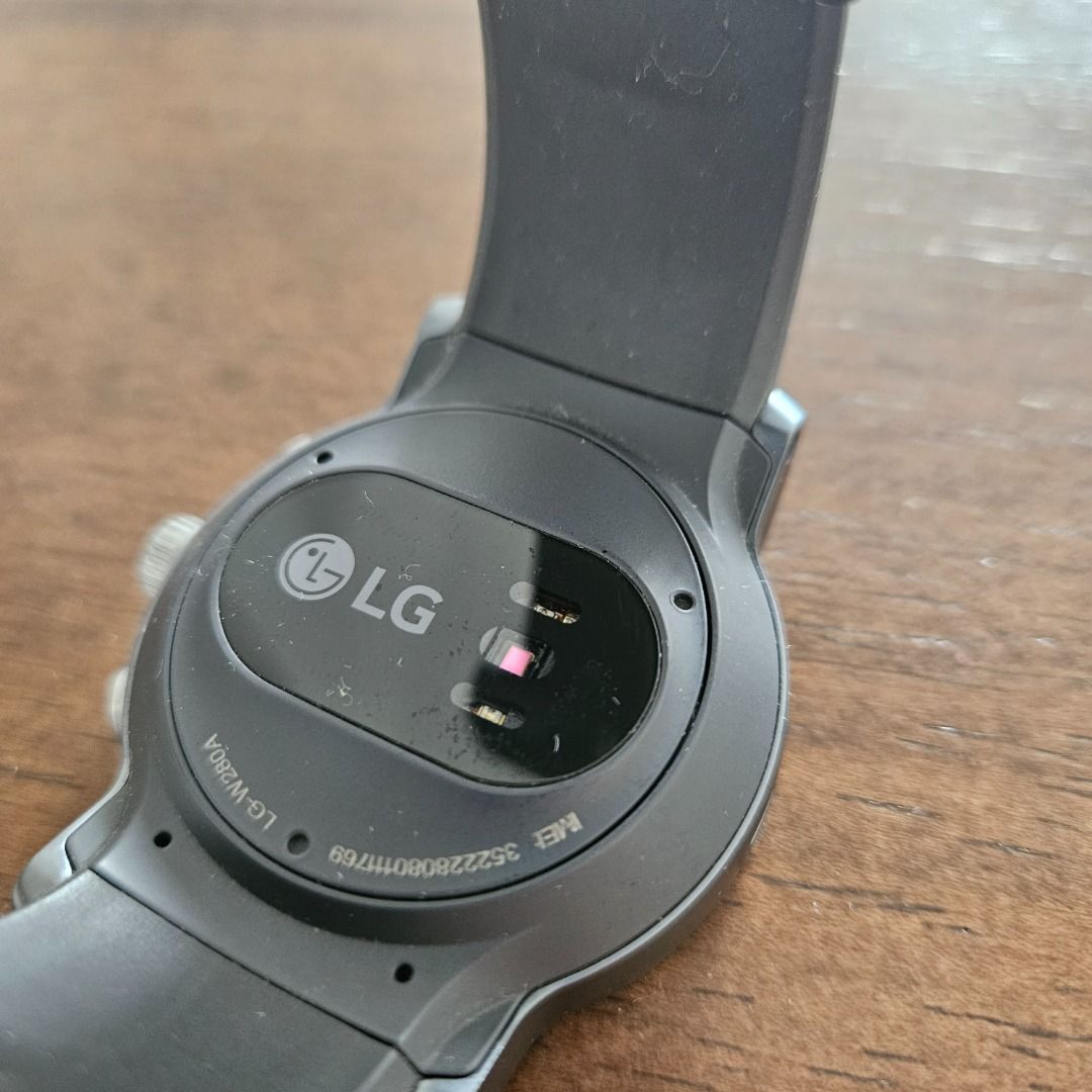 LG Watch Sport W280 WearOS Smart Watch Men s Fashion Watches
