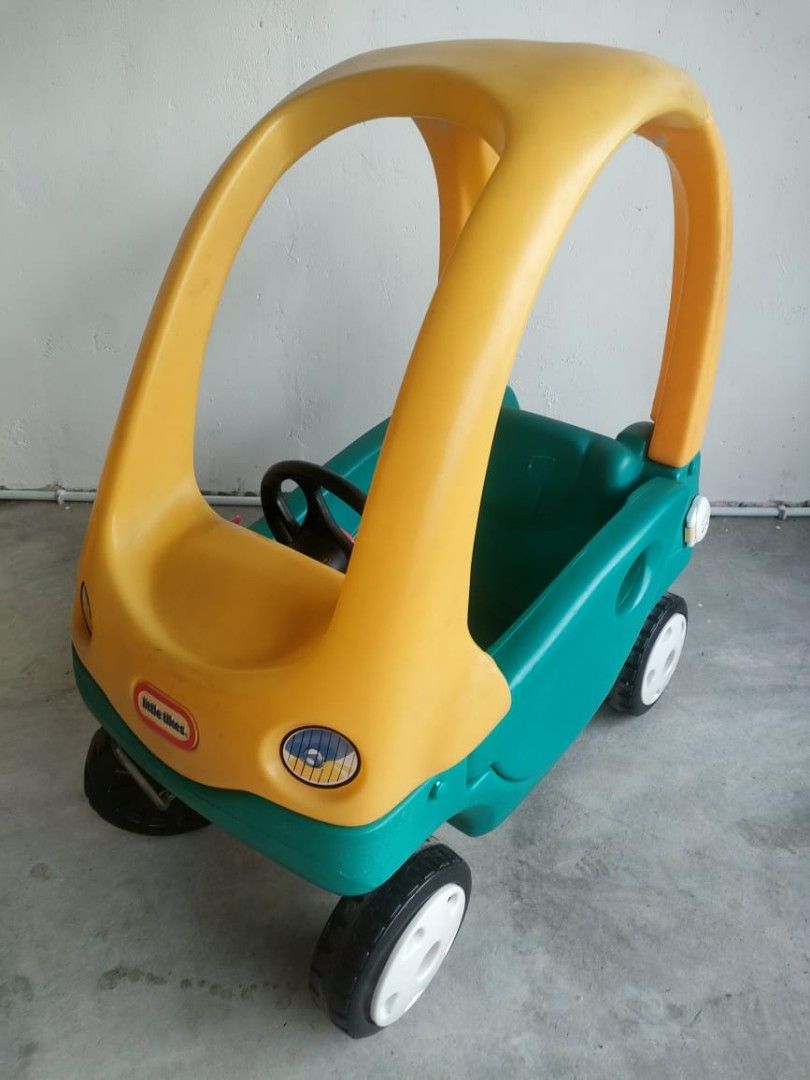 Little tikes green car hotsell