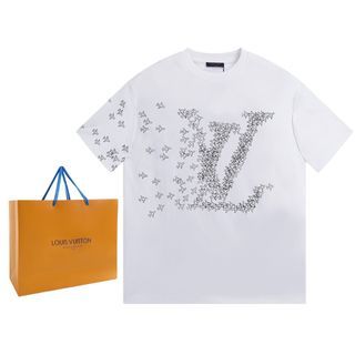 Louis Vuitton Hook-n-Loop Monogram short sleeves T-shirt, Luxury, Apparel  on Carousell