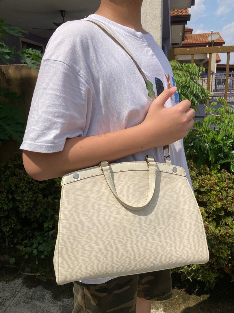 Louis Vuitton Brea Handbag in White EPI Leather