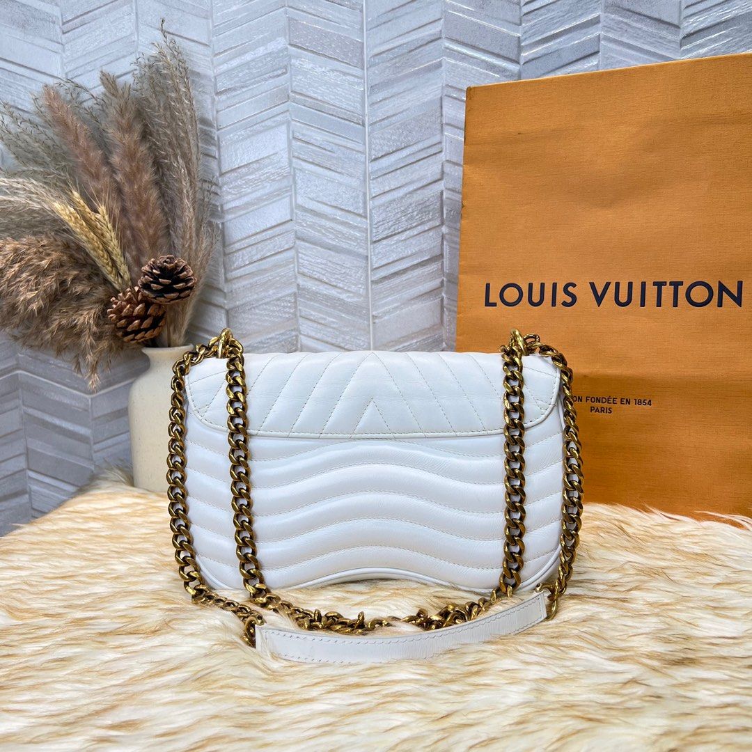 Louis Vuitton Marsupio New Wave