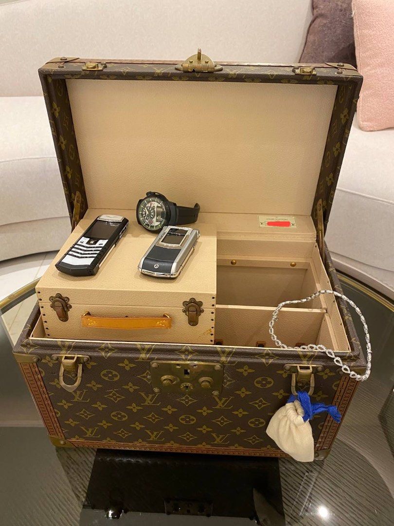 Louis Vuitton Monogram Train Case Vanity Small Trunk Boite Bouteilles  Vintage