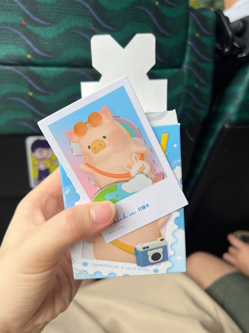 Lulu豬打個卡可買可換, 興趣及遊戲, 玩具& 遊戲類- Carousell