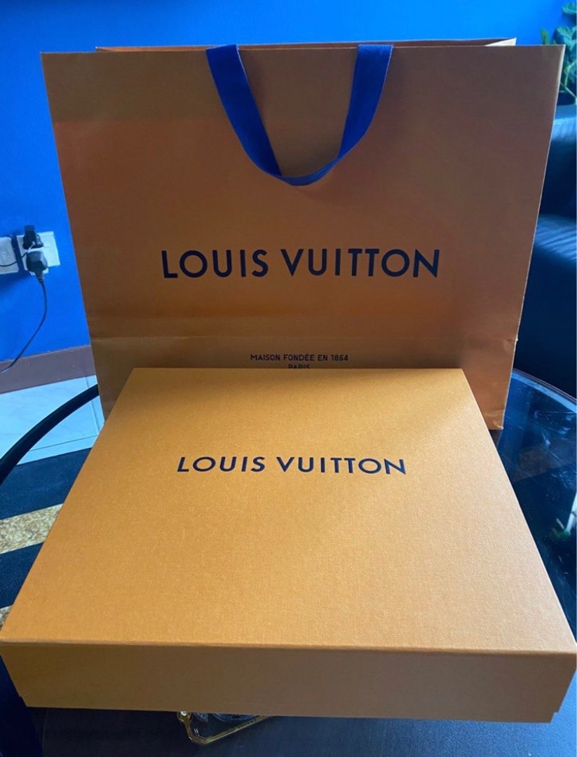 Louis Vuitton Gift Packaging Set-Bag, Brown Box, Leather Ribbon, Receipt  Holder