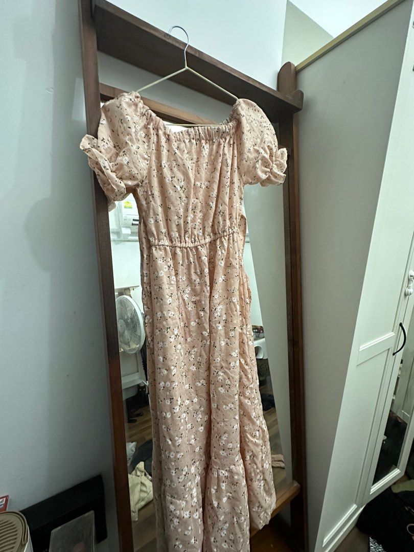 Maxi flower dress with ribbon tie Women s Fashion Dresses Sets