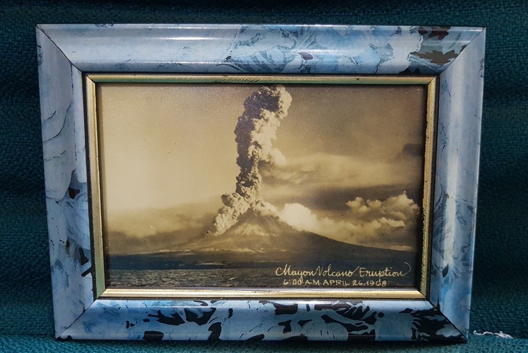 MAYON Volcano erruption (Category: Vintage Collectibles) located in Muntinlupa City. Submitted by voltlovebird (Listing ID 1252030778, Image 2). Description: sale plus sf.. Mayonvolcano erruption April 26, 1968 at 6:00am photo size: 4in x 5in..