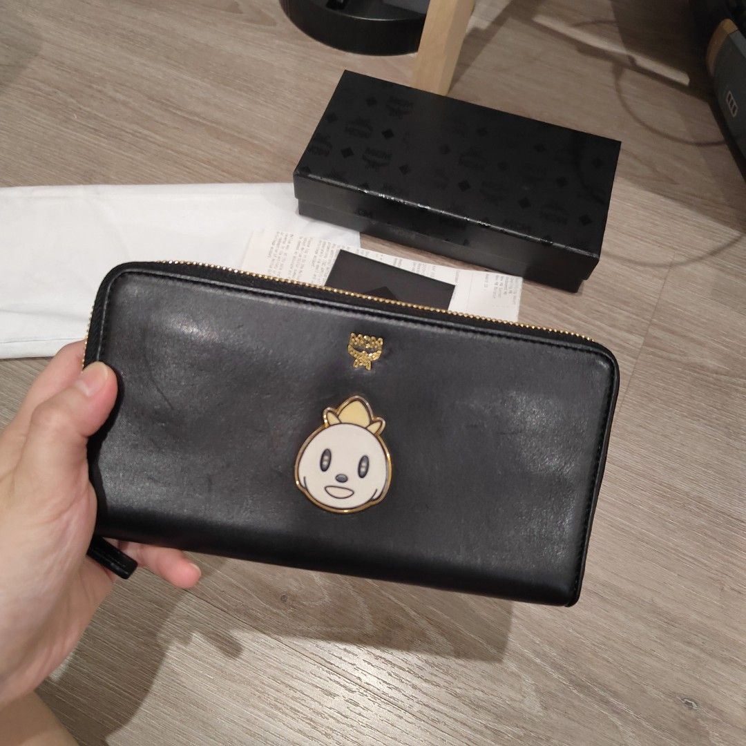 Mcm eddie kang wallet top