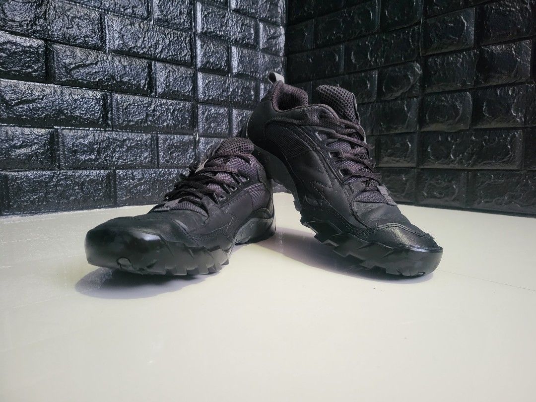 Merrell Annex Trak Low Hiking Shoes on Carousell
