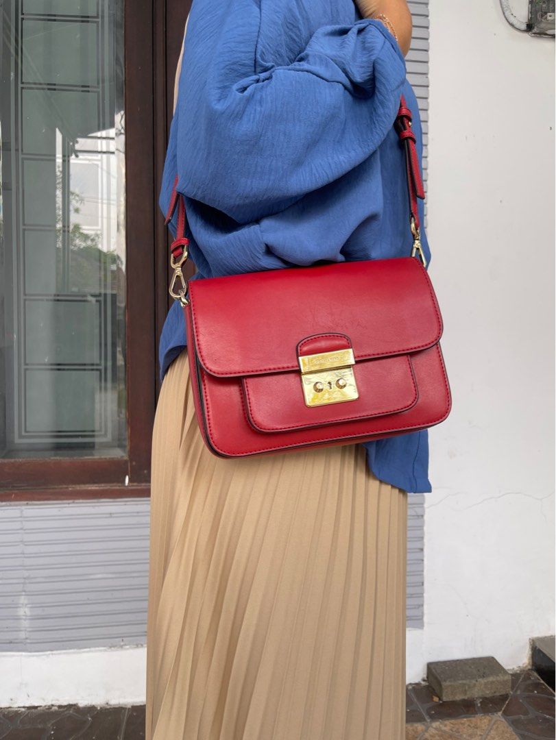 Mk sloan red store