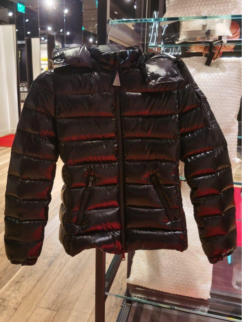 Moncler Bady Short Down Jacket Carousell