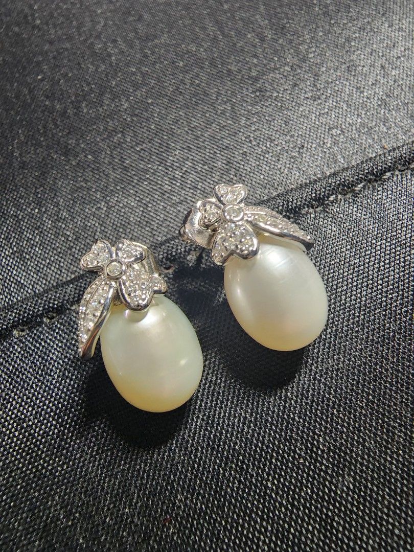 White mabe clearance pearl earrings