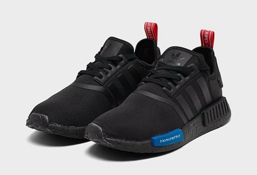 Japan nmd 2025 r1 triple black