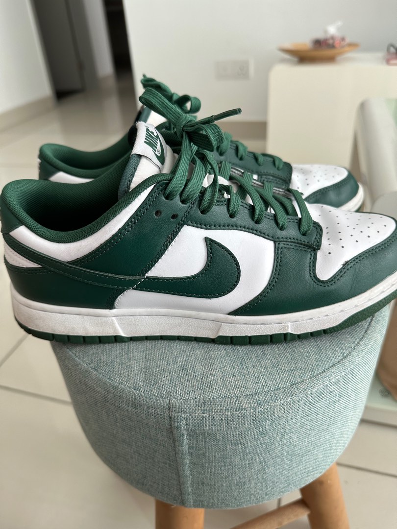 sb dunk spartan green low