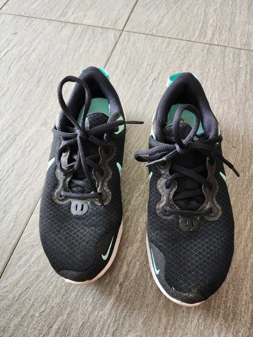 Roche sneakers shop