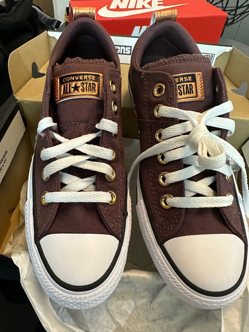 Sperry converse 2025