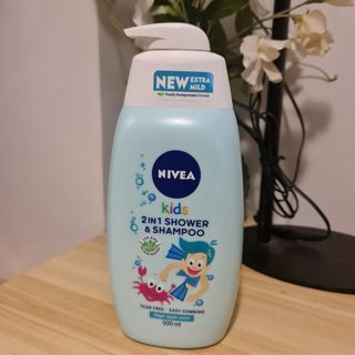 Nivea Kids 2-in-1 Shower and Shampoo Apple 500mL