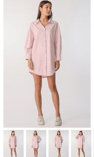(Category: ) located in . Submitted by wardrobeforgrab (Listing ID 1252152200, Image 1). Description: .