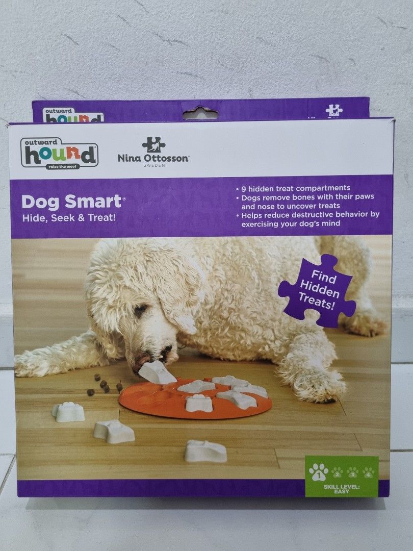 Outward Hound Casino Dog Puzzle - Level 3 Game - Four Your Paws Only