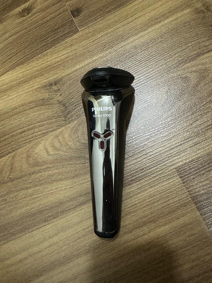 Philips Series 1000, Beauty & Personal Care, Men's Grooming on Carousell