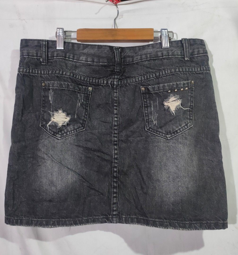 Plus size black ripped denim skirt sales