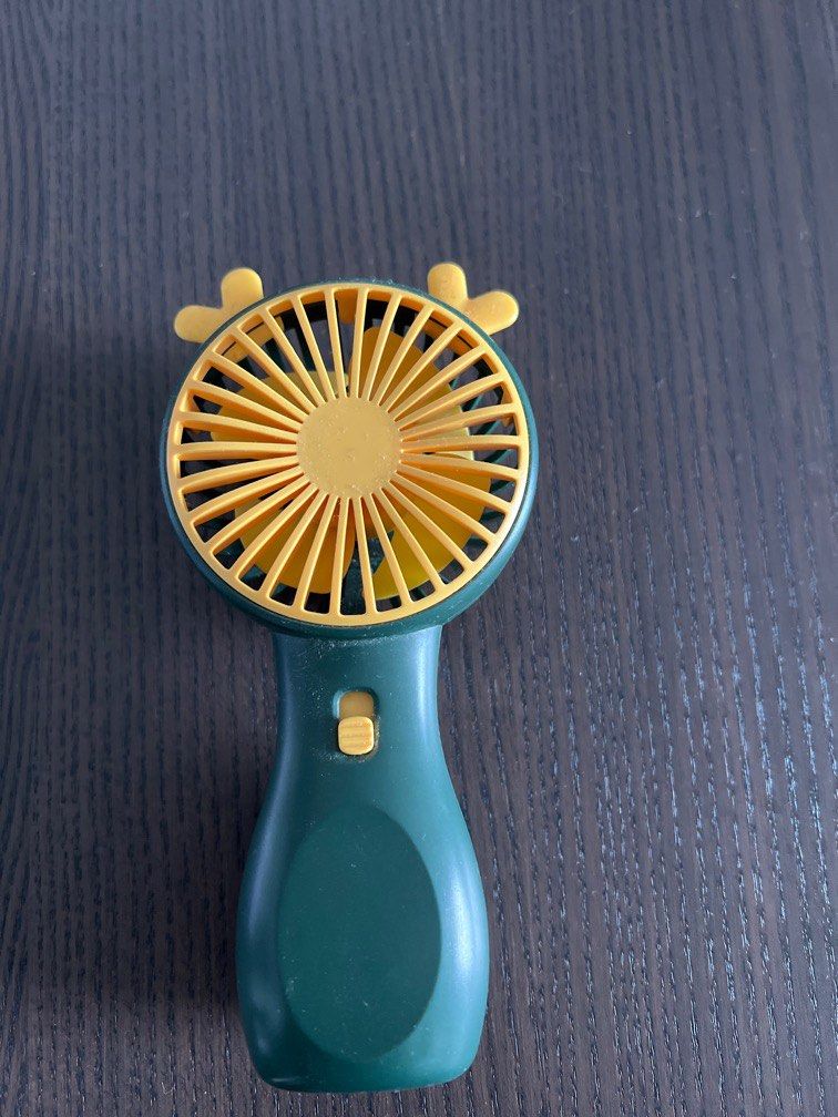 Mini Fan Merch Portable Fan new cutie, Hobbies & Toys, Memorabilia & Collectibles, Fan ...