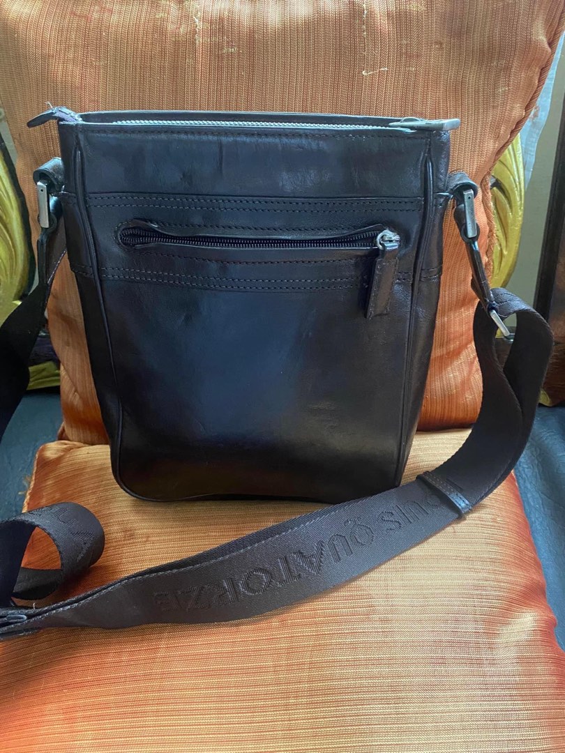 Louis Quatorze Sling Messenger Bag, Men's Fashion, Bags, Sling Bags on  Carousell