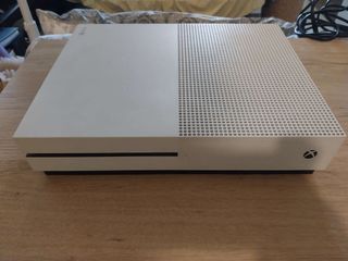 Pre-loved Xbox One S
