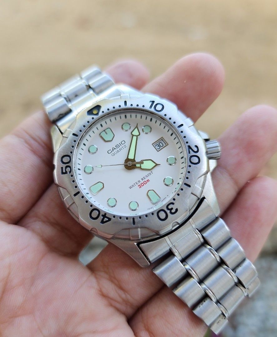 RARE VINTAGE CASIO DIVER 300m MDP801 JAPAN Luxury Watches on