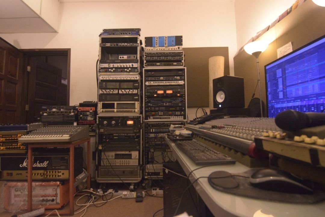 Recording studio, mixing and mastering services ( Hourly rental