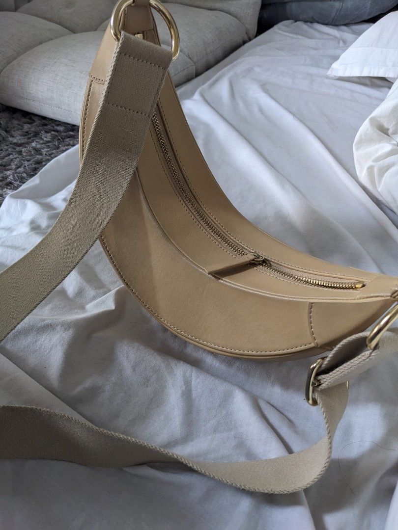 Rejina pyo banana clearance bag