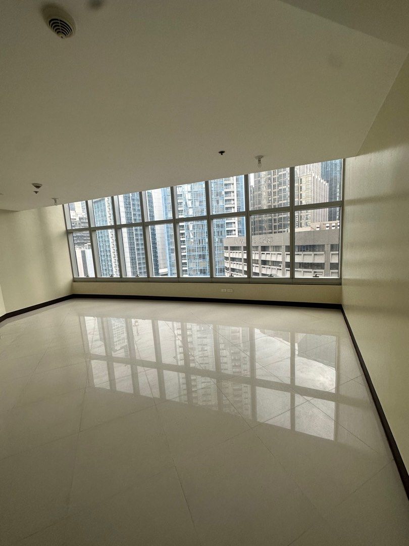 Rent To Own One Central Makati (Category: Apartments & Condos) located in Manila. Submitted by rfocondobymegaworldpremier (Listing ID 1252137150, Image 2). Description: One Central in Makati Salcedo Villae 2BR corner unit Floor to Ceiling Glass window 4 years to Pay 0% Interest Low Downpayment to Move in Beside RCBC Plaza and GT Tower Actual unit ready for viewing 09178729082.