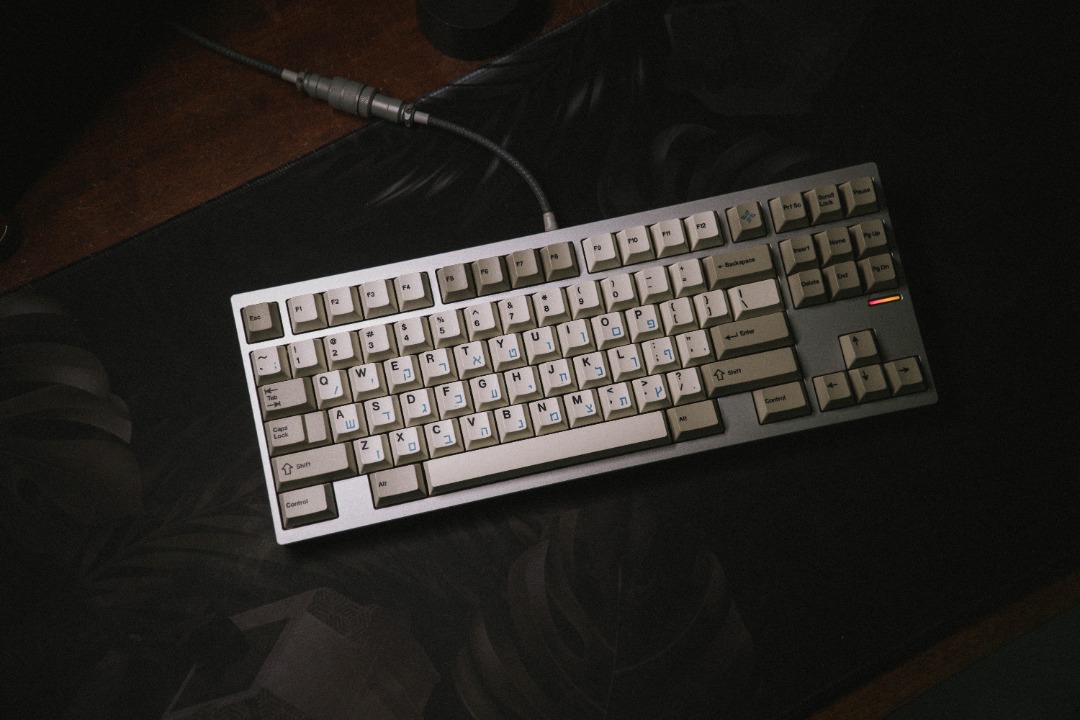 Shenpo Hebrew Blue Cherry Keycaps, Computers & Tech, Parts