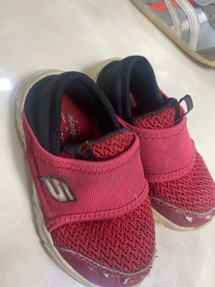 Skechers sale toddler top