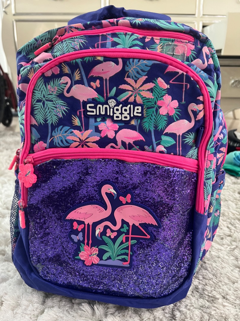 Smiggle flamingo clearance backpack