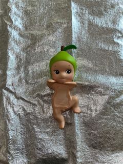 Sonny Angel Pear Hipper